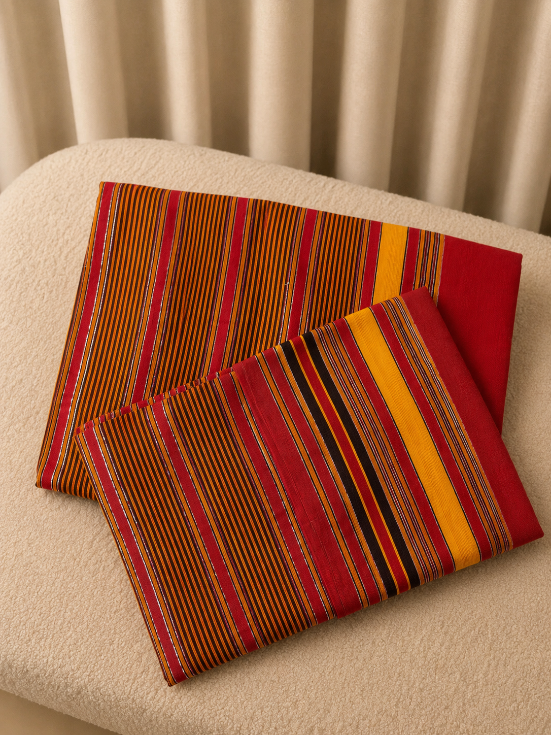 Hido Iyo Dhaqan - Red & Gold
